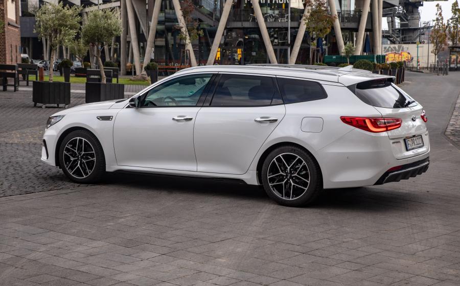  Kia Optima Sportswagon GT Line (JF) 2018 года  (WW) (фото 42 из 44)